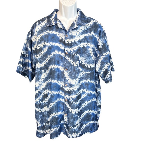 Trunks Surf & Swim Other - Trunks Surf & Swim Co Blue & White Short Sleeve Button Up Hawaiian Shirt, XXL